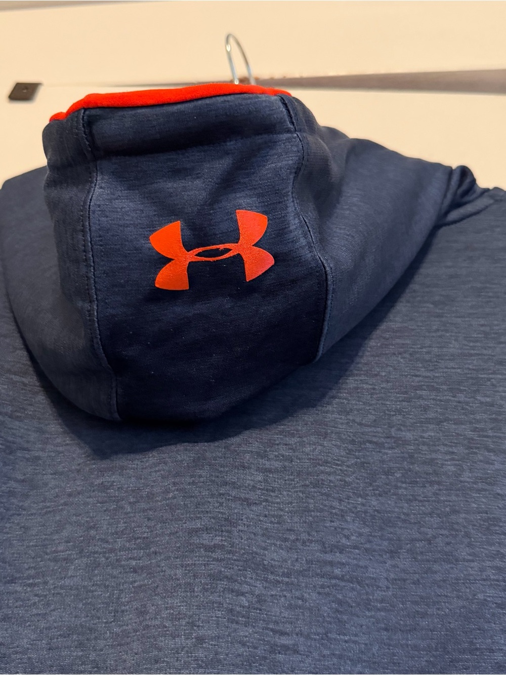 Under Armour Storm ColdGear Hoodie Men’s 2XL Navy Orange Loose Fit Pullover - Picture 4 of 6